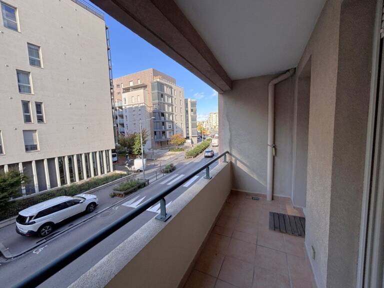 Appartement Type 4 - Parc BLANDAN - Lyon 7 — photo 1
