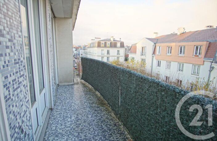 T4 — photo 2