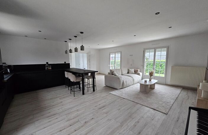 Plain Pied individuel, 4 chambres, garage, jardin secteur HOUZARDE — photo 2