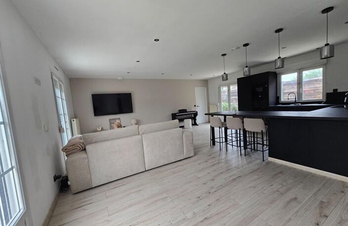 Plain Pied individuel, 4 chambres, garage, jardin secteur HOUZARDE — photo 4