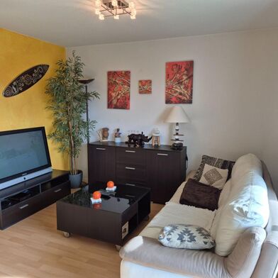 Appartement 3 pièces 900 €