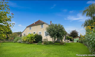 Maison 12 Pièces 362 m² à vendre à Arbois (39600)