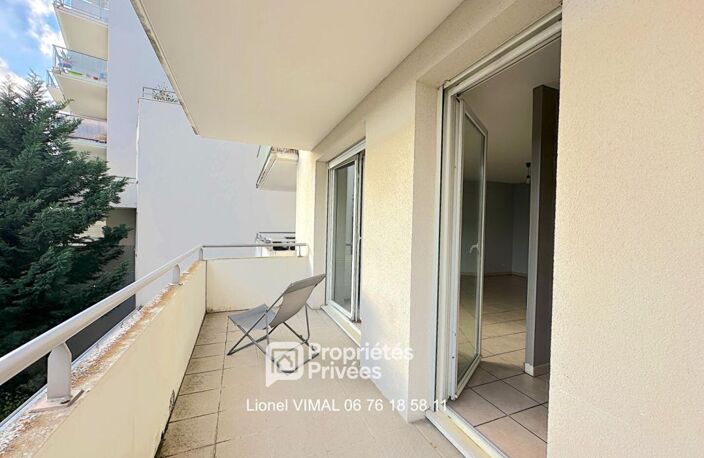 Appartement 3 pièces 61 m2 avec balcon, garage, parking et cave — photo 2