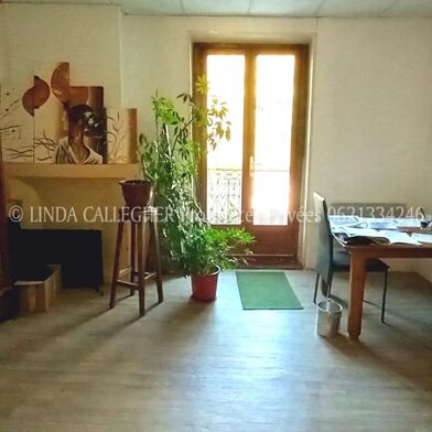 Immeuble  220000 €