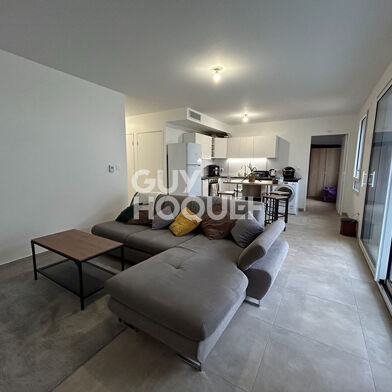 Appartement 2 pièces 890 €