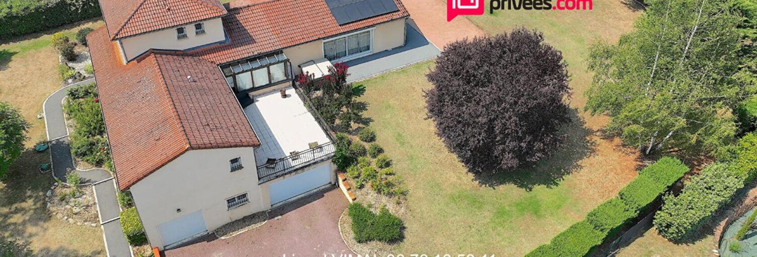 Maison 8 Pièces 258 m² à vendre à Orléat (63190)