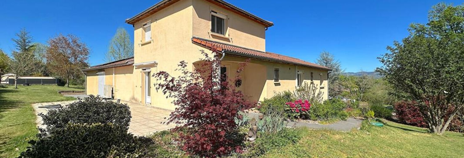 Maison 8 Pièces 258 m² à vendre à Orléat (63190)