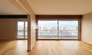 Appartement 4 Pièces 81 m² à vendre à Bordeaux (33300)