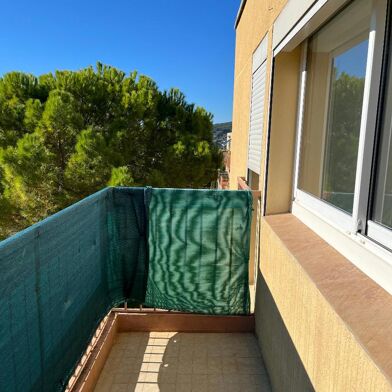 Appartement 3 pièces 725 €