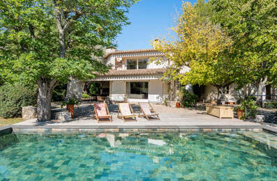 Villa d'architecte avec piscine balinaise à 1 km de la mer — photo du bien