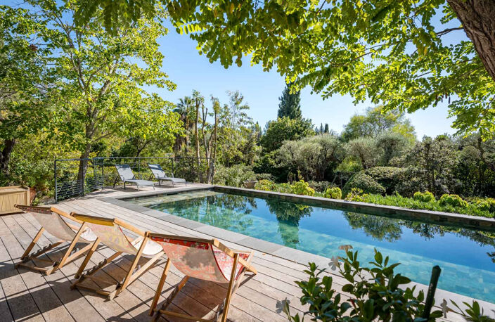 Villa d'architecte avec piscine balinaise à 1 km de la mer — photo 3