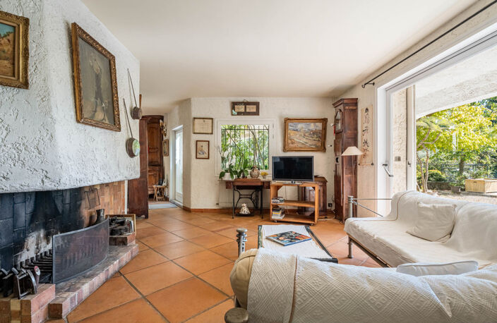 Villa d'architecte avec piscine balinaise à 1 km de la mer — photo 4