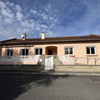 Maison 4 pièces 1300 €