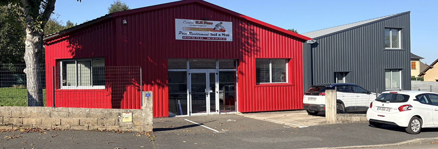 Local industriel  424 m² à vendre à Flavin (12450)