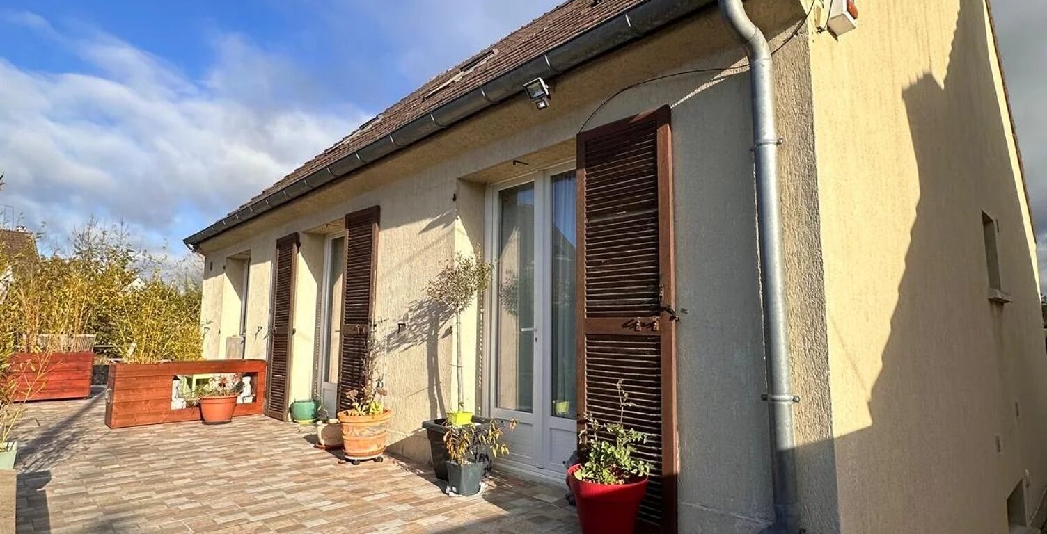 Maison Chaumontel de 145 m² — photo 1