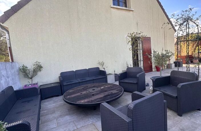 Maison Chaumontel de 145 m² — photo 2