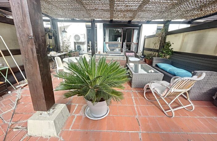 Perpignan route de Canet t3 terrasse 47m2 cave parking possible — photo 2