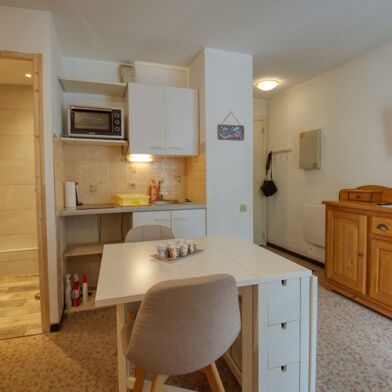Appartement 1 pièces 93000 €