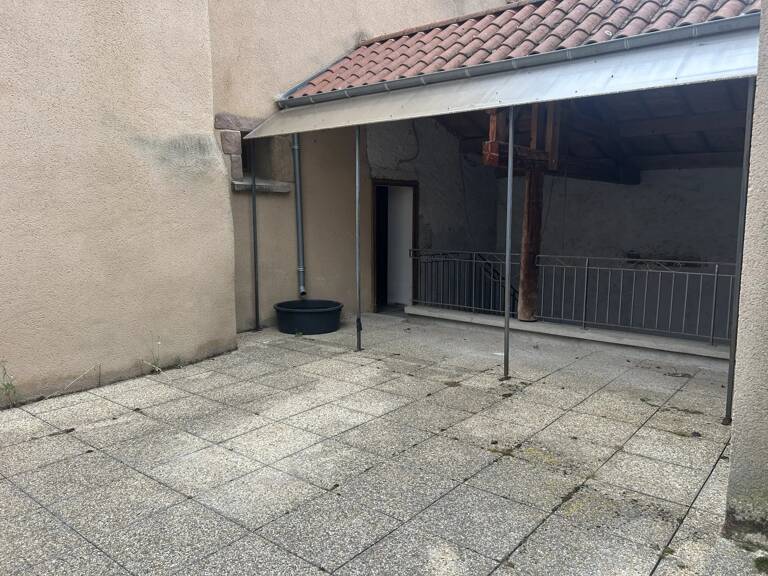 Maison de bourg avec terrasse et garage — photo 1
