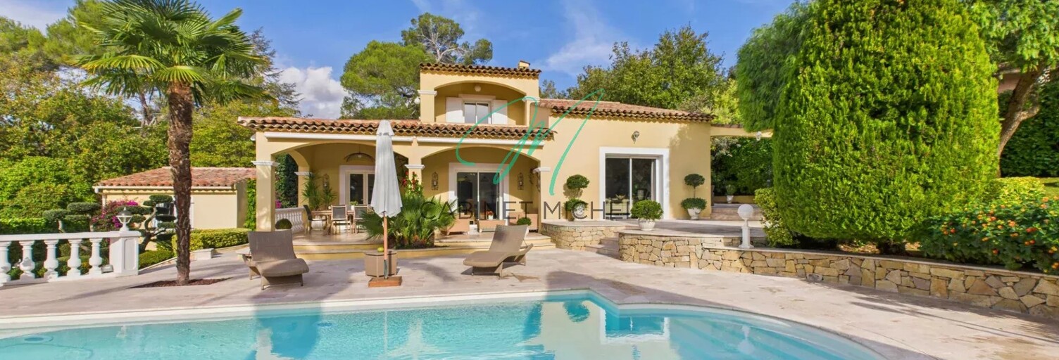 Maison 5 Pièces 181 m² à vendre à Roquefort-les-Pins (06330)