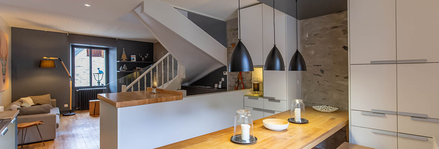 Maison 10 Pièces 310 m² à vendre à Saint-Lary-Soulan (65170)