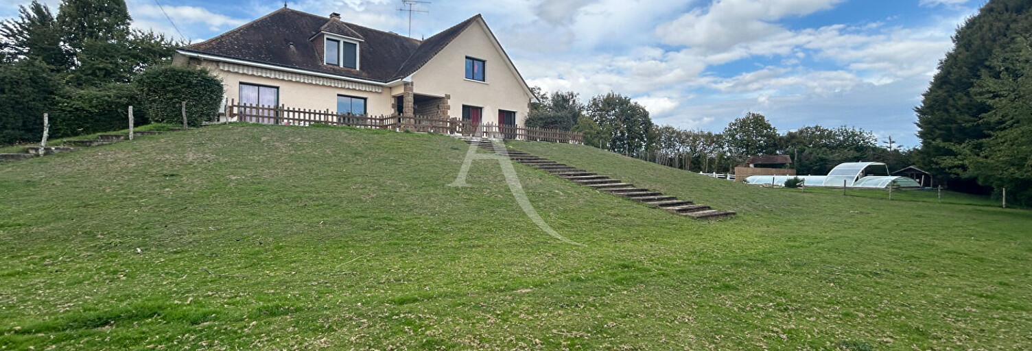 Maison 11 Pièces 338 m² à vendre à Château-Gontier-sur-Mayenne (53200)