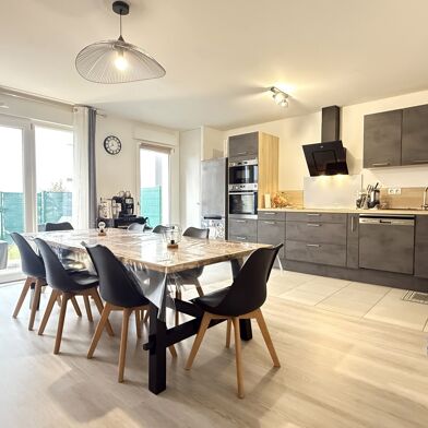 Appartement 4 pièces 267000 €