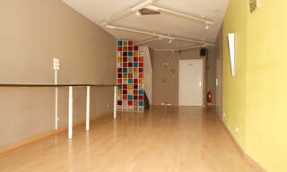 Commerce  245 m² à louer à Saint-Omer (62500)