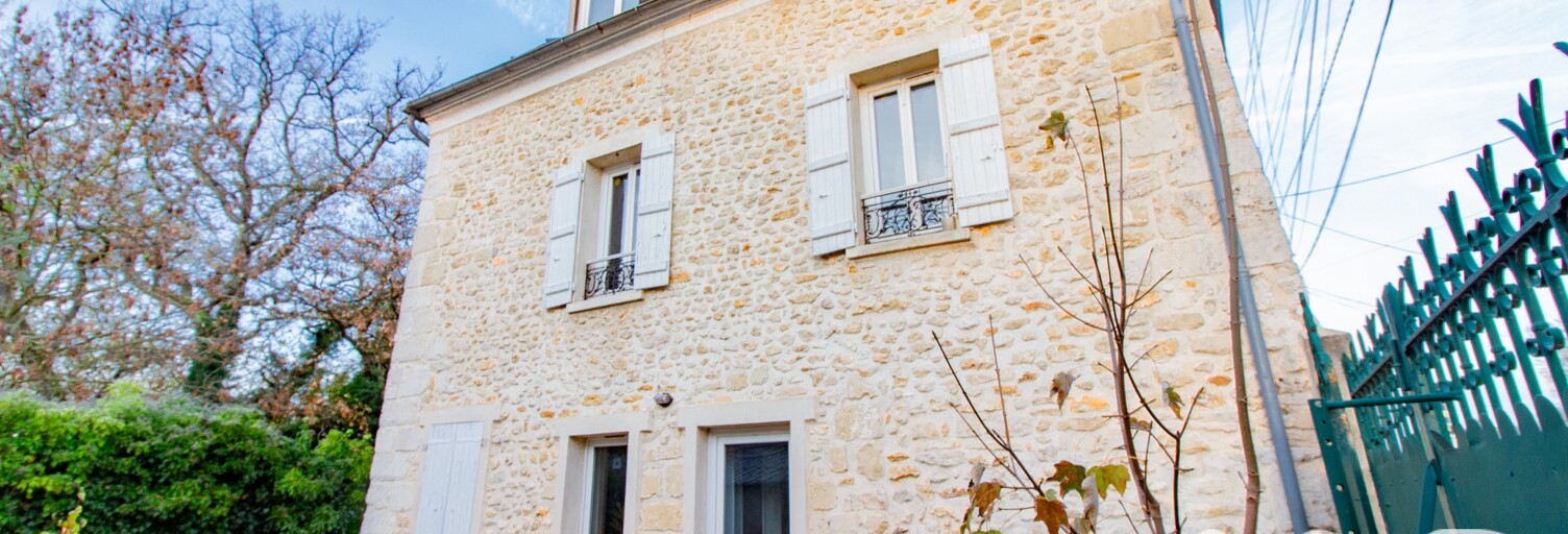 Immeuble  195 m² à vendre à Septeuil (78790)