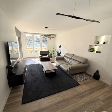 Appartement 4 pièces 210000 €