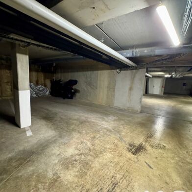 Garage  38000 €