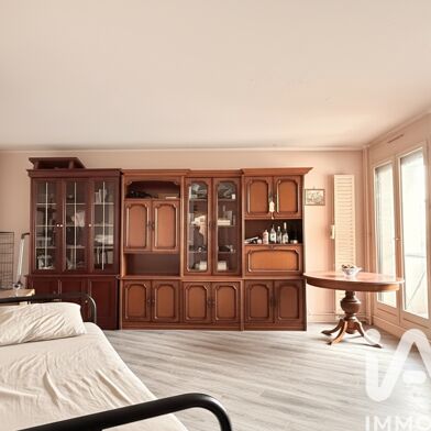 Appartement 1 pièces 220000 €