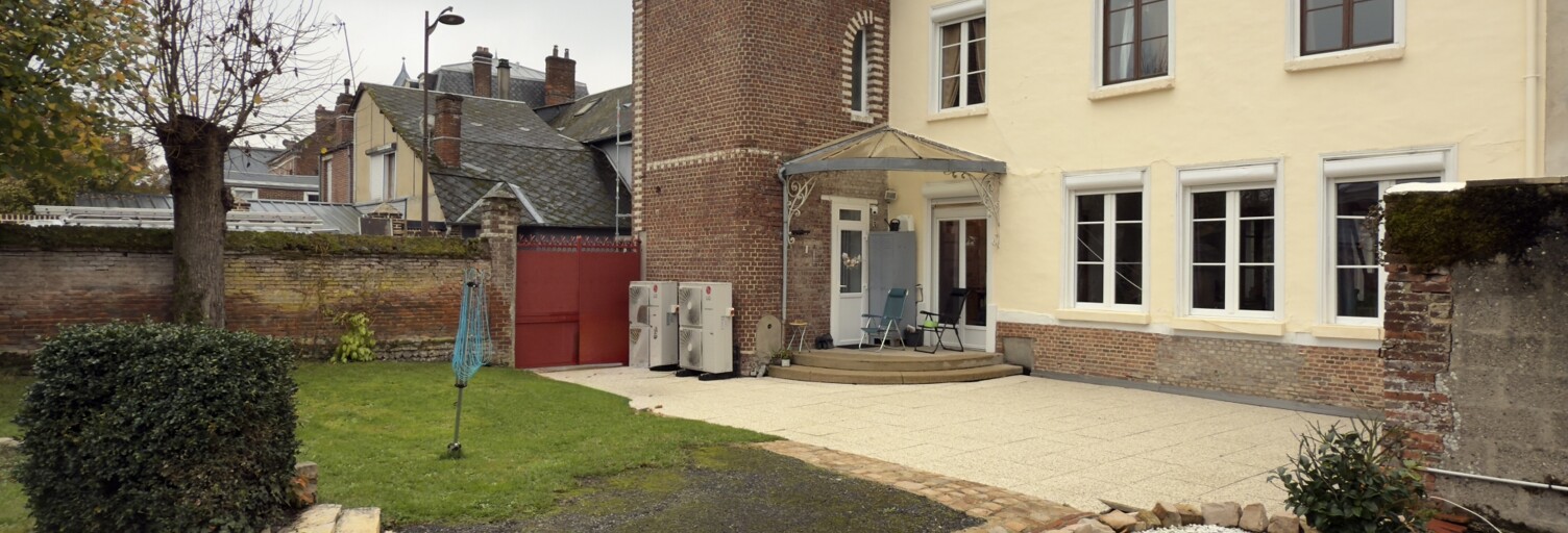 Maison 8 Pièces 212 m² à vendre à Grandvilliers (60210)