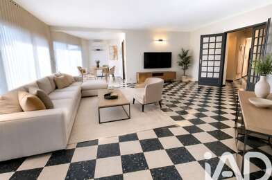Appartement 5 pièces 215999 €