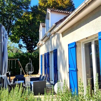 Maison 6 pièces 698000 €