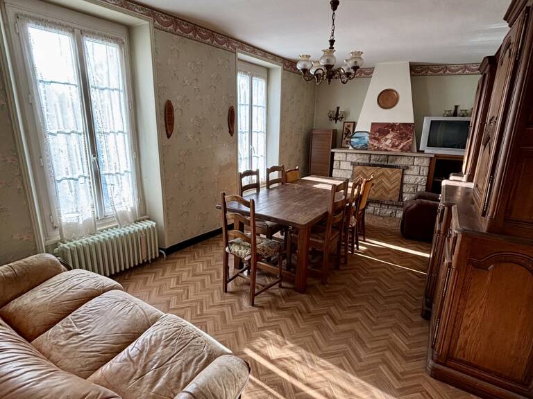 Vente Maison/villa 7 pièces — photo 1