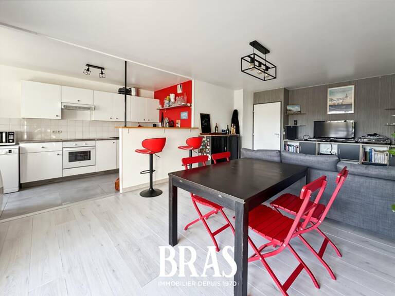 REZE MAIRIE - Appartement T3 + BALCON + PARKING — photo 1