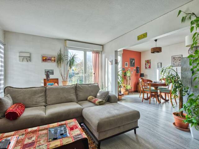 Appartement T4 77m² Pessac Sardine proche Centre avec box — photo du bien