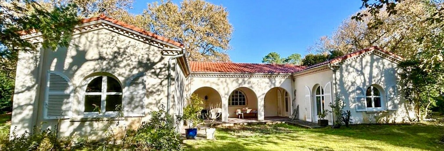 Maison 5 Pièces 174 m² à vendre à Saint-Julien-en-Born (40170)