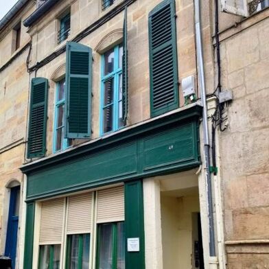 Immeuble  187000 €