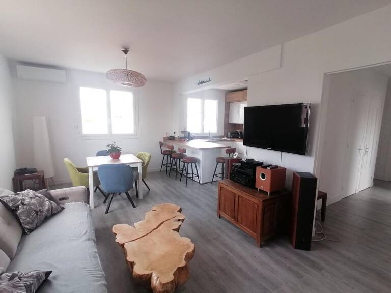 Appartement TRES BON ETAT - Balcon - Jardin - Garage et cave — photo 1