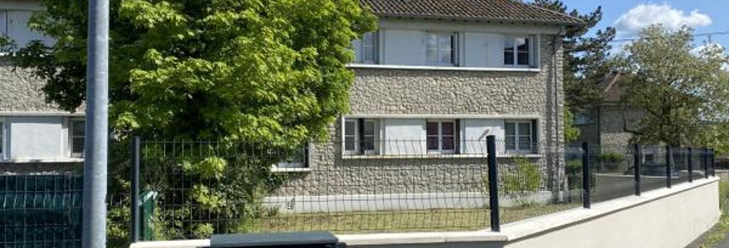Maison 4 Pièces 98 m² à louer à Issoudun (36100)