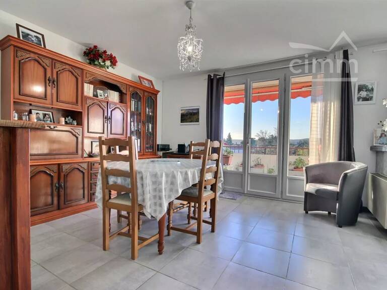 À VENDRE MONTÉLIMAR - APPARTEMENT T3 + BALCON + CAVE + GARAGE — photo 1