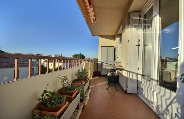 À VENDRE MONTÉLIMAR - APPARTEMENT T3 + BALCON + CAVE + GARAGE — photo 4