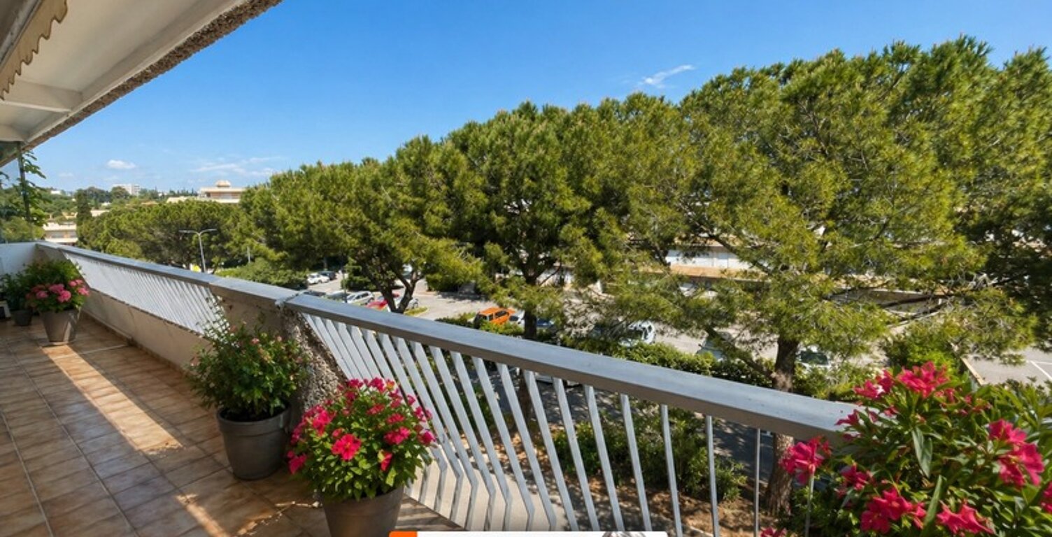 Appartement 4 pièces – 84 m² – Dernier étage – Terrasse – Garage – Cave - Piscine - Parc - Tennis - Ligne 5 Tramway - Parc Montcalm — photo 1