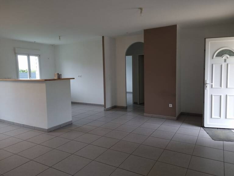 MAISON PLAIN-PIED - 2 Chambres - Garage - VERRIERES - 86410 — photo 1