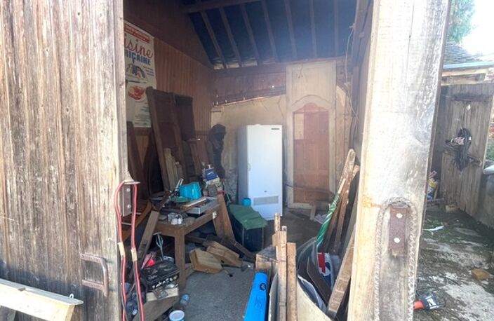 Deux dépendances à rénover à LORMAYE (28) — photo 5