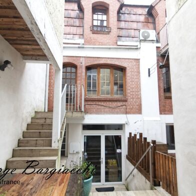 Immeuble  239500 €