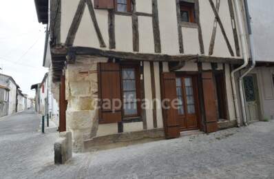Maison de ville - colombages - pierres apparentes - 1 chambre à CASTELJALOUX (47) — photo du bien