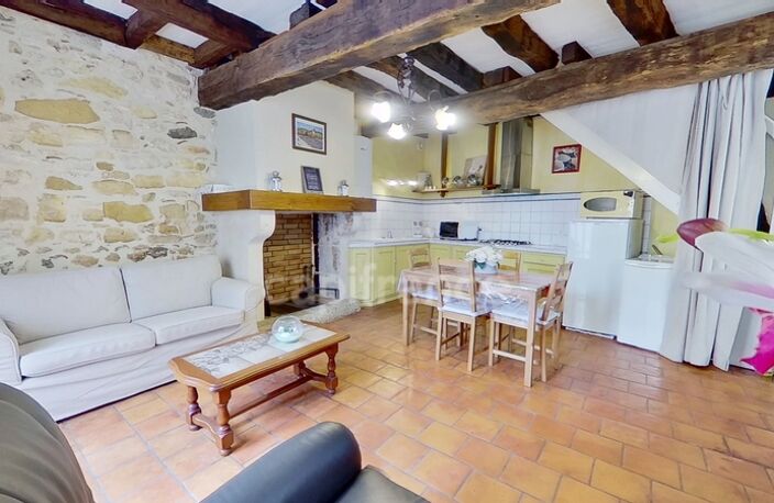 Maison de ville - colombages - pierres apparentes - 1 chambre à CASTELJALOUX (47) — photo 2